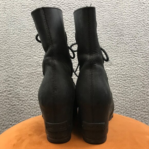 SOREL JOAN OF ARCTIC  BLACK LEATHER HIDDEN WEDGE HEEL ANKLE BOOTS 8.5 - Picture 7 of 16